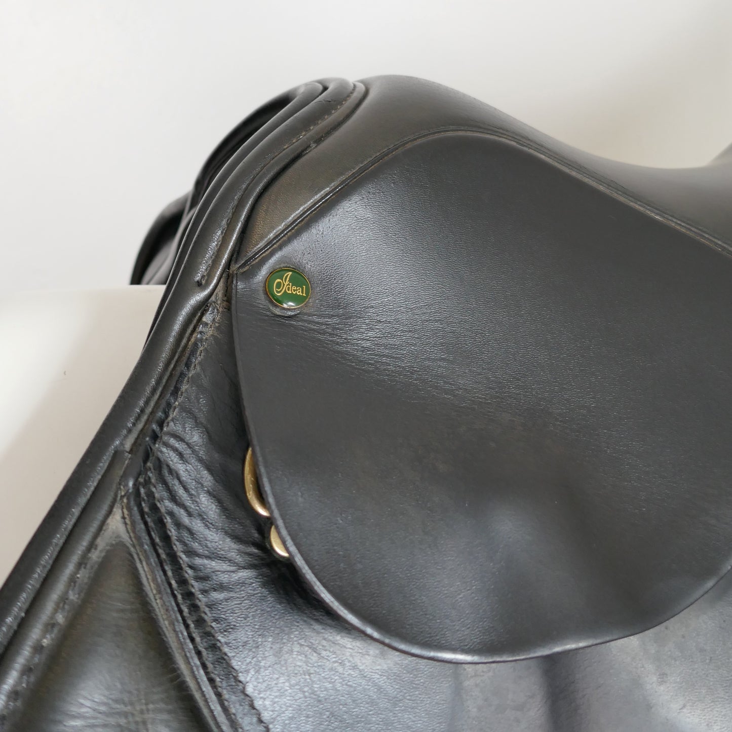 Ideal Grandee Elite Jumping Saddle - 17" Narrow-Medium Black TF85