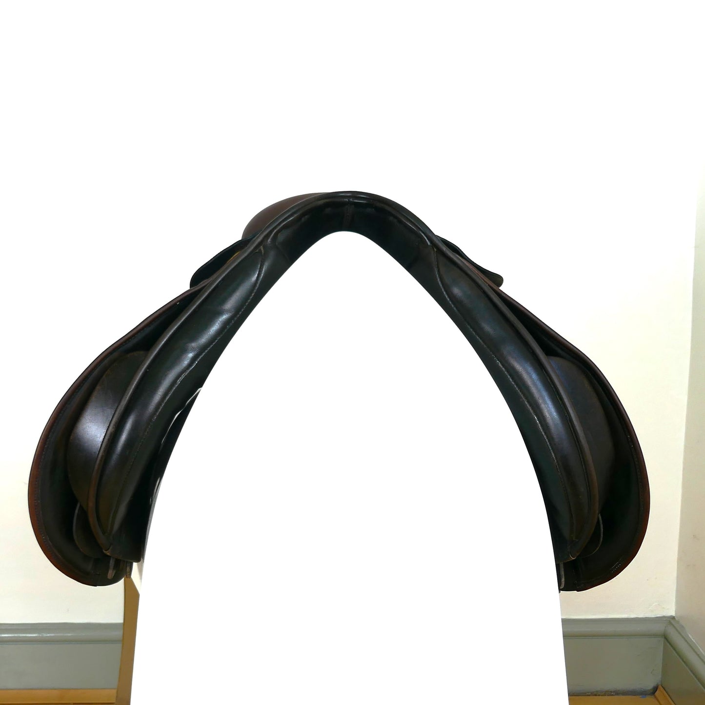 Albion K2 VSD Saddle - 17.5" Medium-Wide Brown TB159