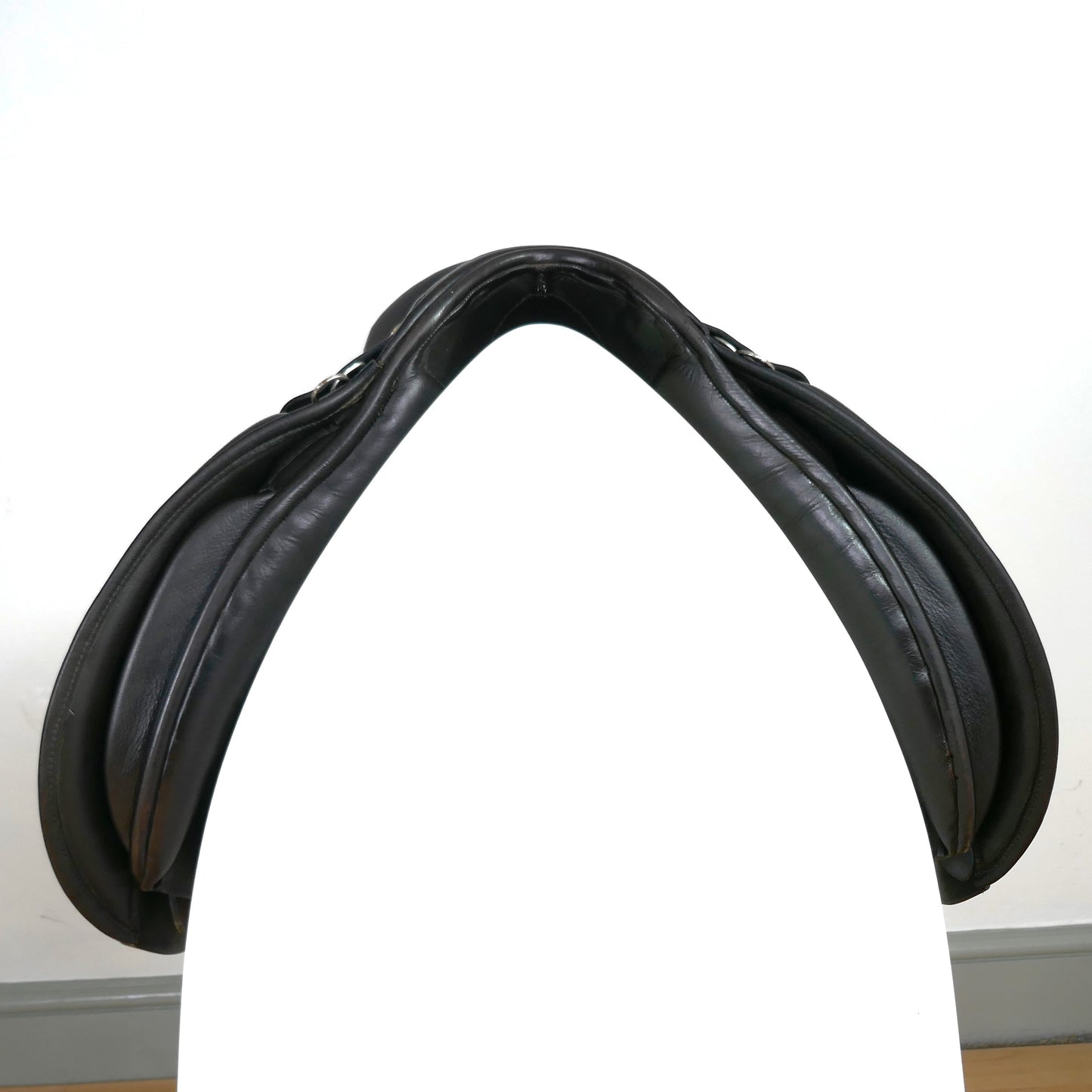 Silhouette VSD Saddle - 17.5" Medium-Wide Brown TB165