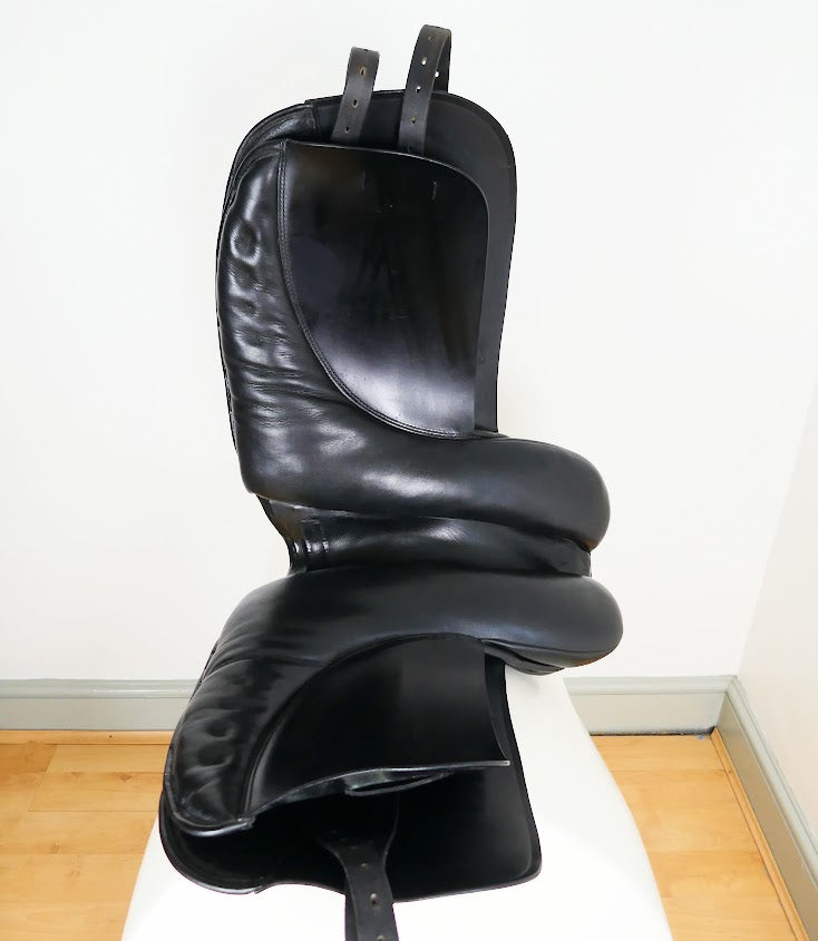 Don Rodrigo Grandiosa Dressage Saddle - 17" Wide Black TD105