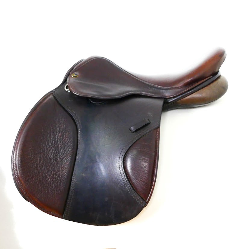 Silhouette Shoulder Free Jumping Saddle - 17.5" Narrow-Medium Brown TF133