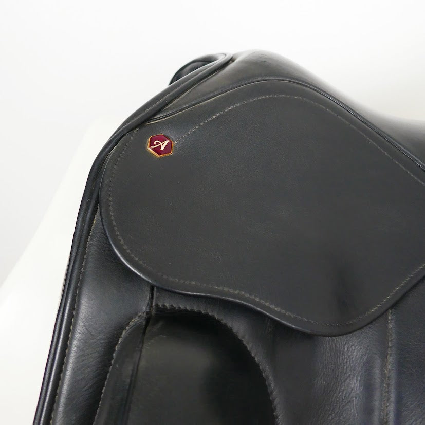 Albion Fabrento Dressage Saddle - 17.5" Extra Wide Black TD111