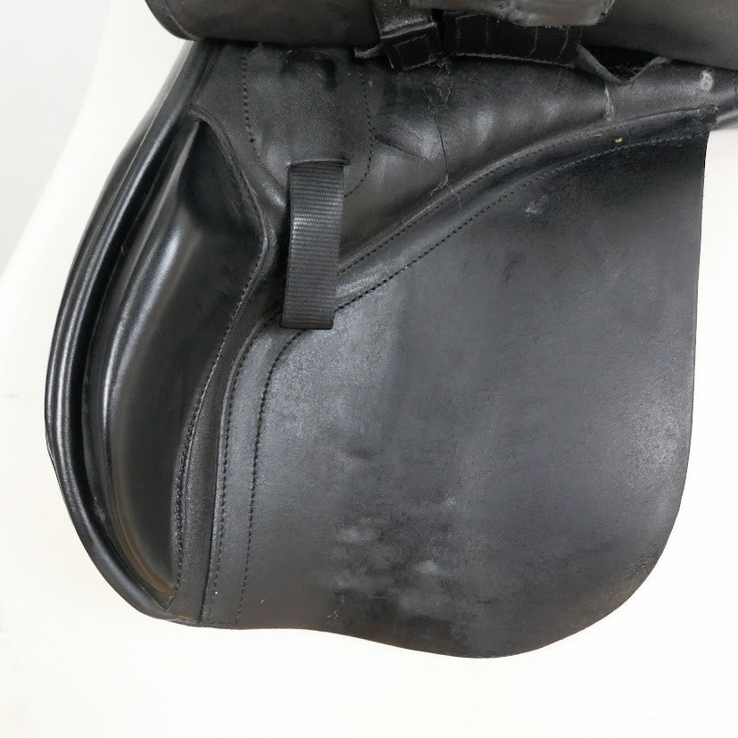 Ideal 1350 GP Saddle - 17" Wide Black TB180