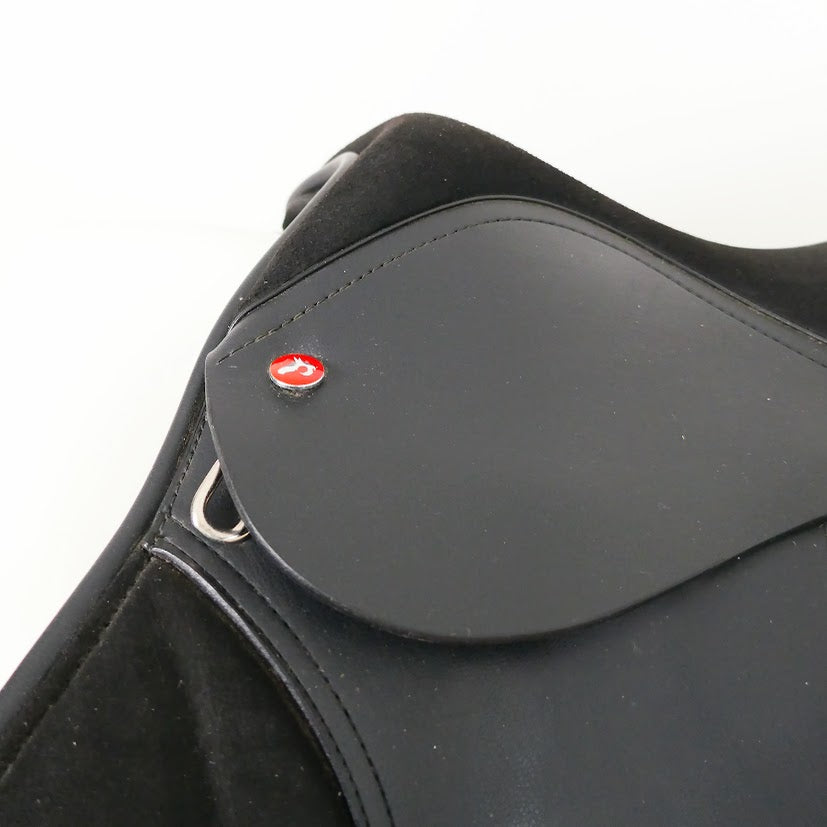 Thorowgood T4 Pony Club GP Saddle (MPO) - 16.5" Adjustable Black TA77