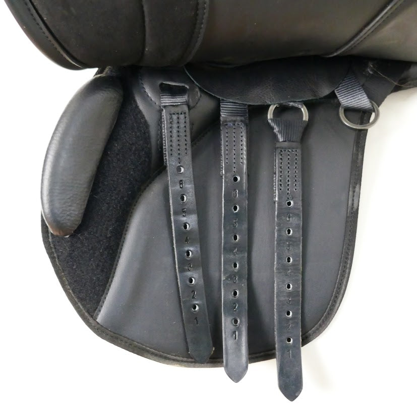 Thorowgood T4 Pony Club GP Saddle (MPO) - 16.5" Adjustable Black TA77