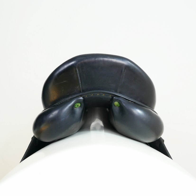 Devoucoux Makila Monoflap Dressage Saddle - 17.5" Medium Black TD127