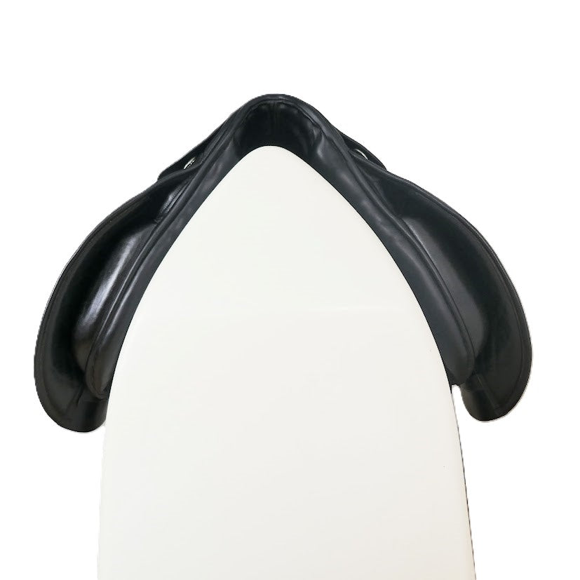 County Competitor 2000 Dressage Saddle - 16.5" Medium Black TD143