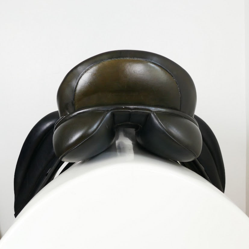 Monarch Regency Dressage Saddle - 17.5" Adjustable Black TD154