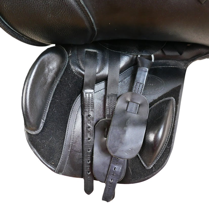 Kent & Masters Flat Back GP Saddle (MGU) - 17.5" Adjustable Black TB259