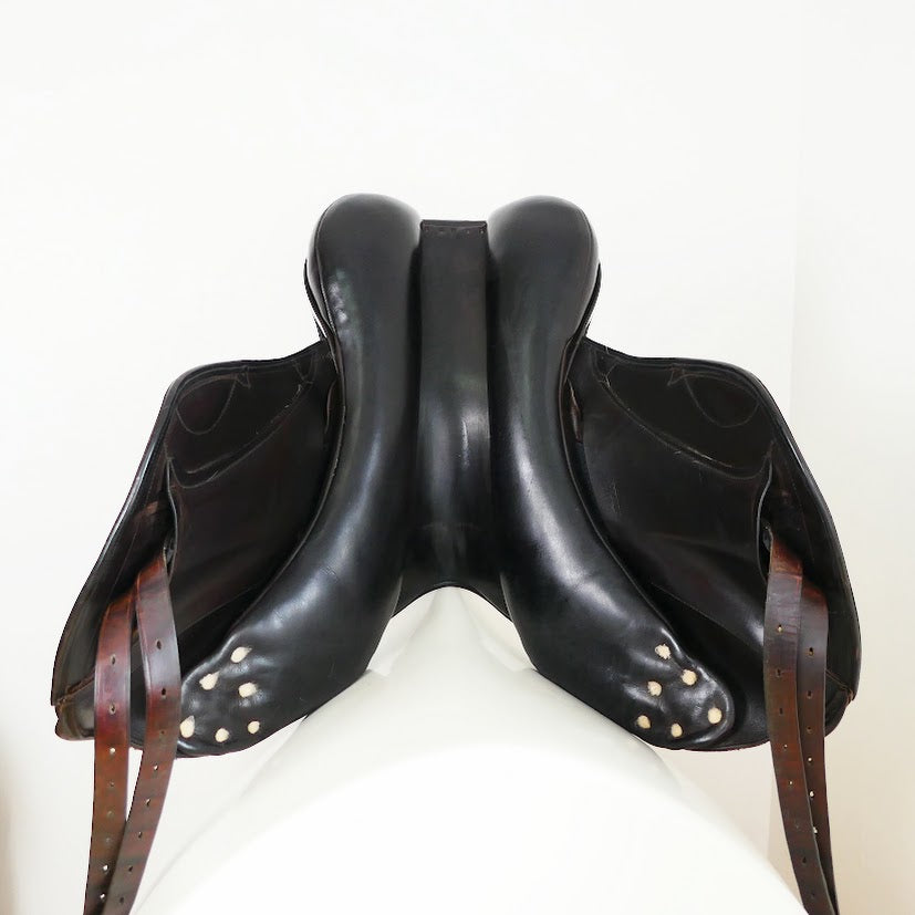 Albion Revelation Cross Country Saddle - 17" Wide Brown TF199