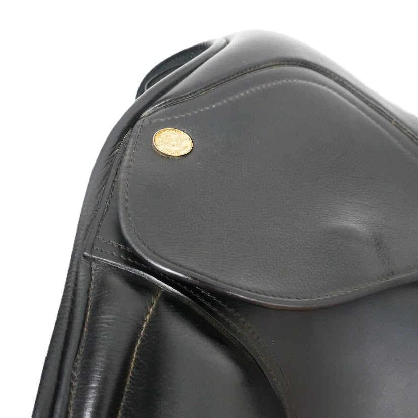 Kent & Masters S-Series Surface Block Dressage Saddle (MDS) - 17" Adjustable Black TD157