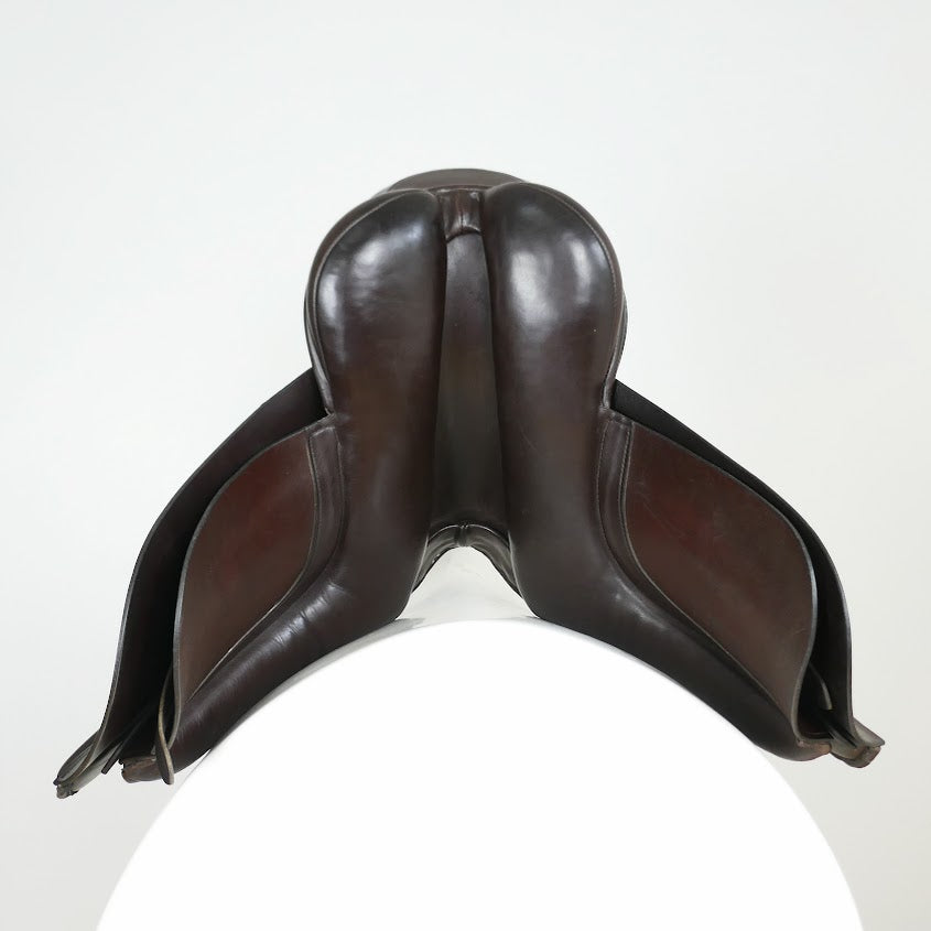 Barnsby Show/Dressage Saddle - 16" Wide Brown TE17