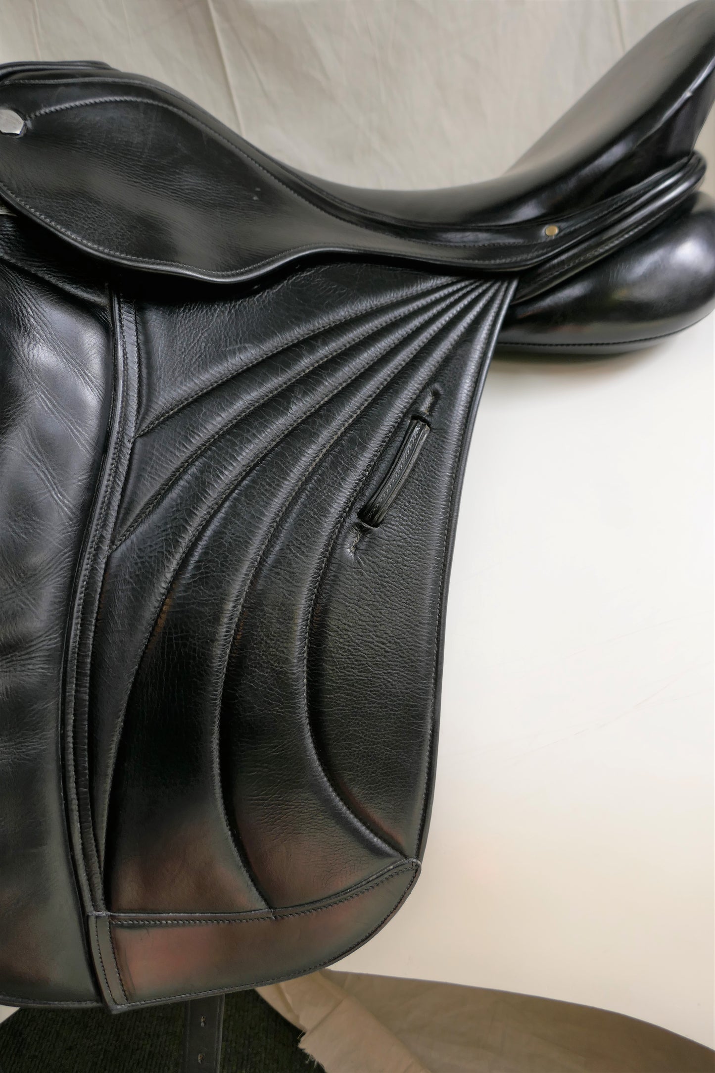 Albion Platinum Royale SLK Dressage Saddle - 17.5" Wide (335) Black D2047