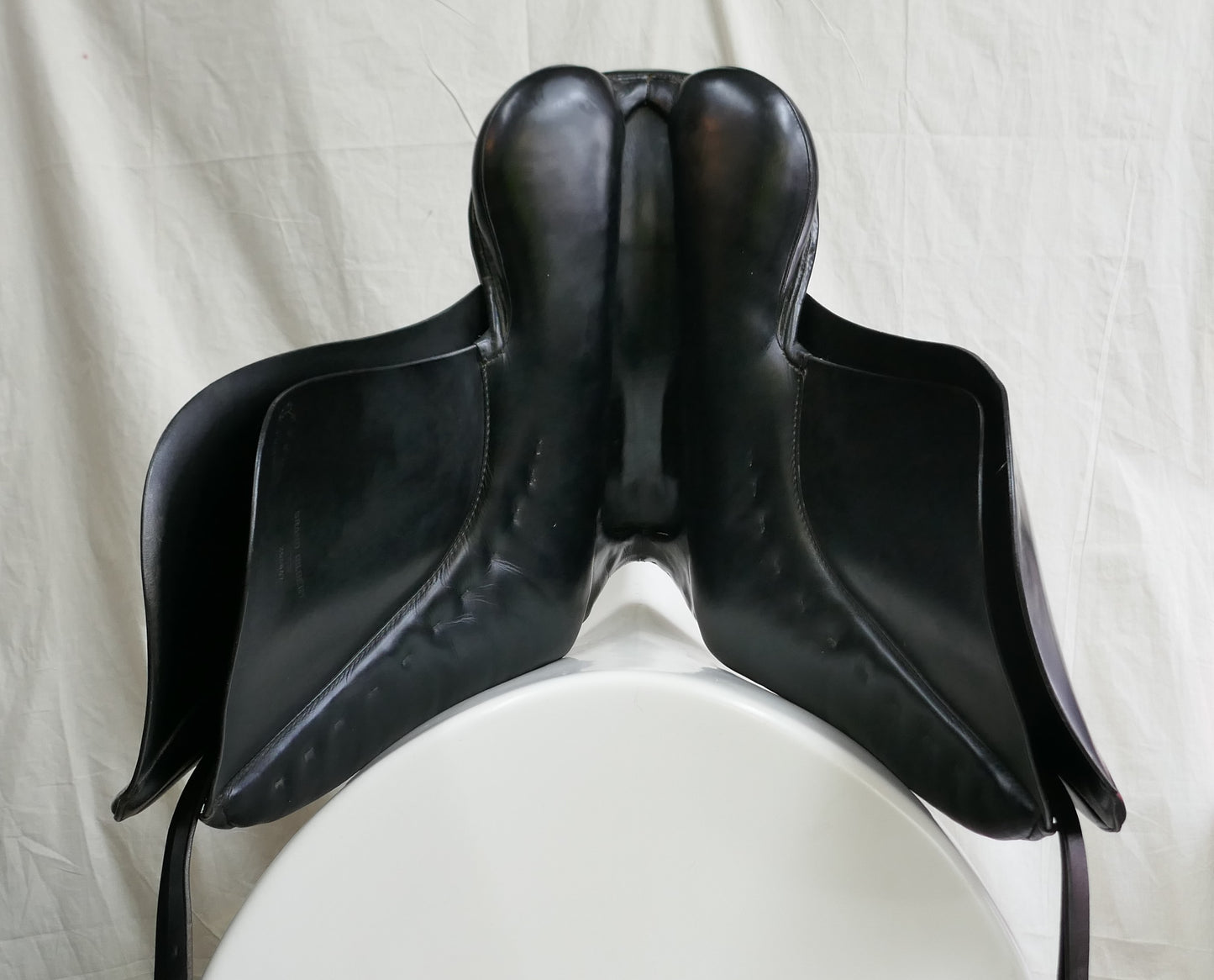 Passier Grand Gilbert Dressage Saddle - 17.5" Medium Black D2110