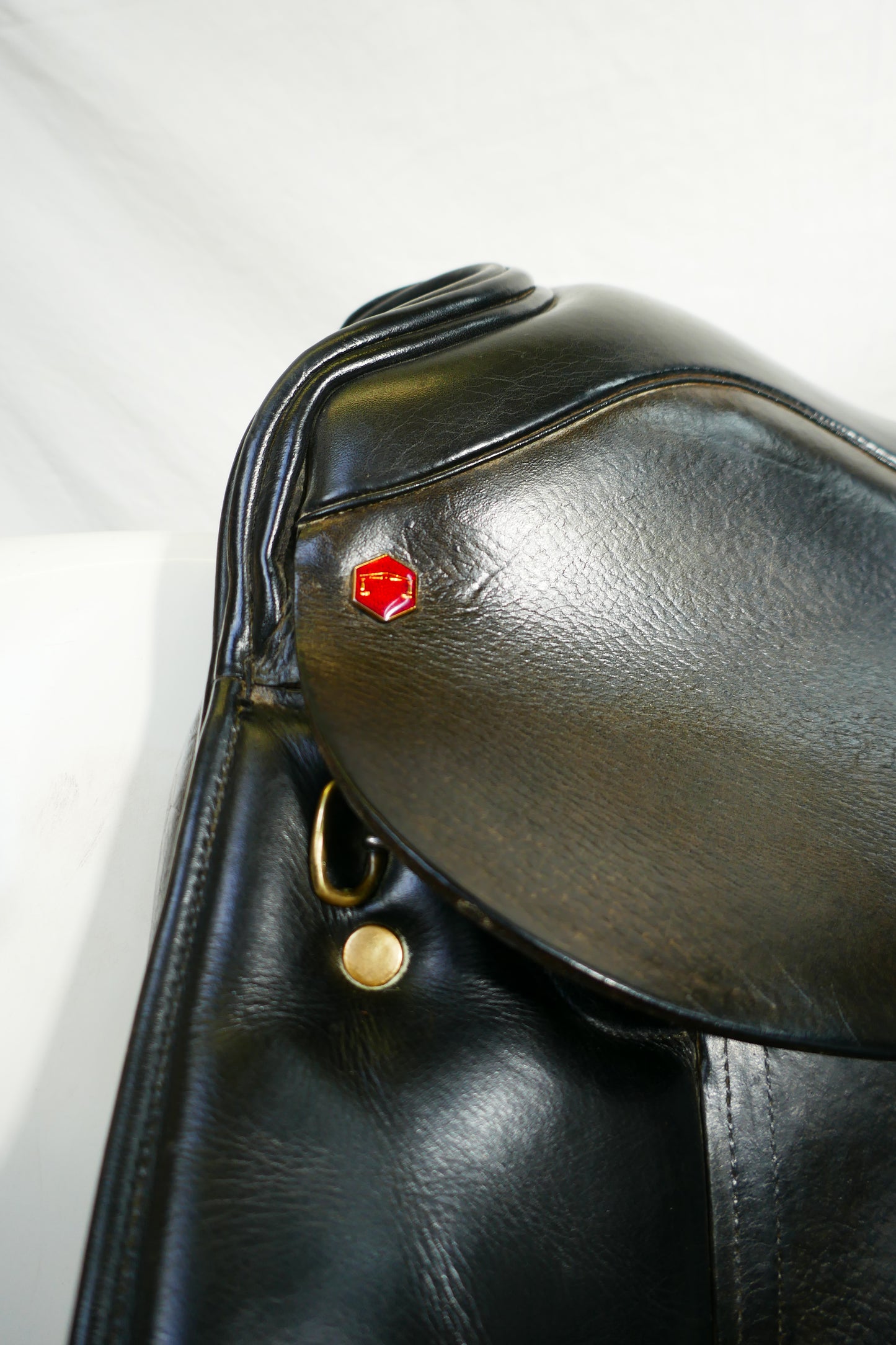 Albion MKI Ultima SL Dressage Saddle - 17.5" Medium Wide Black D1970