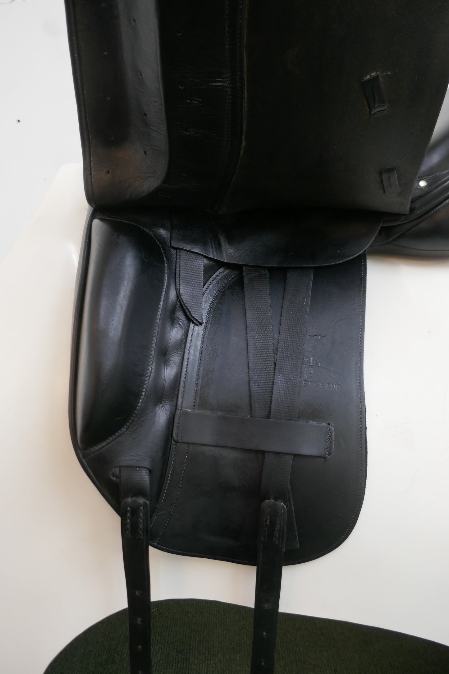 Albion MKII Ultima SLK Dressage Saddle - 17" Medium Black D2130