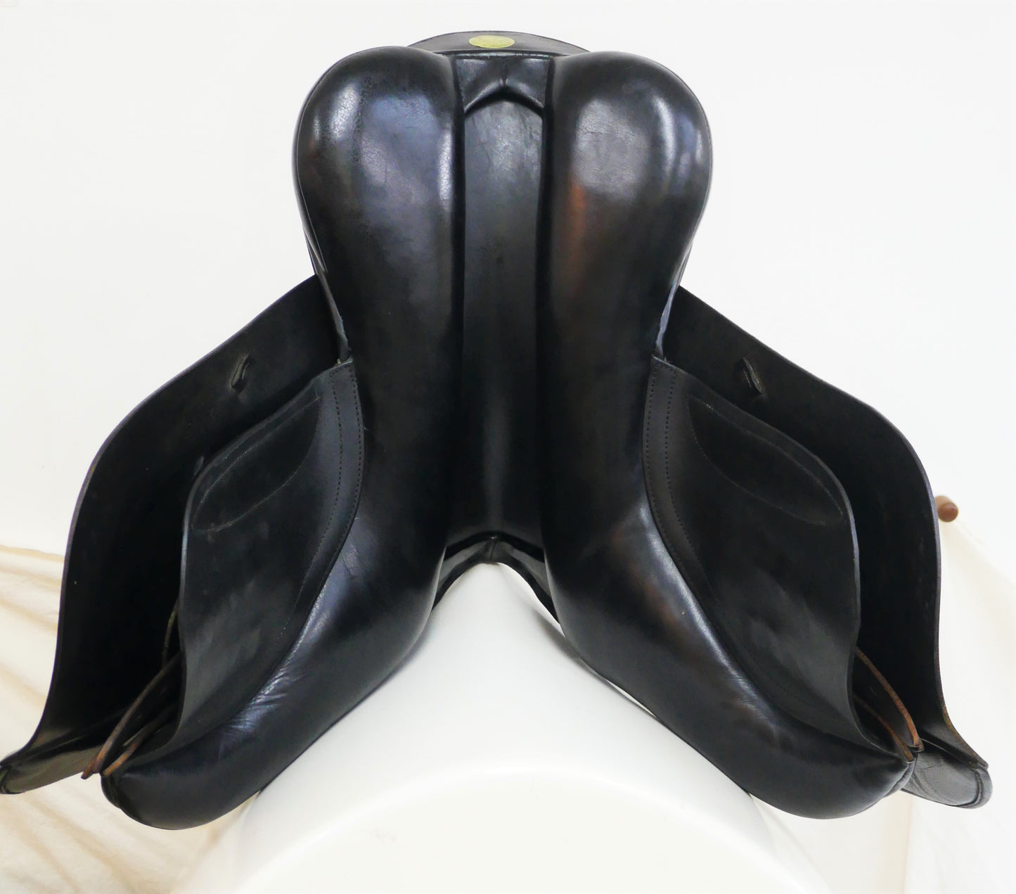 Black Country Event Saddle - 18" Narrow Medium (Template) Black TC2