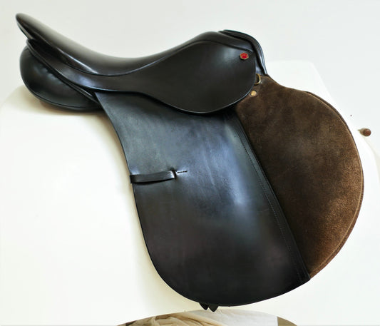Albion 5000 X.Country Jumping Saddle - 17.5" Medium Brown F818