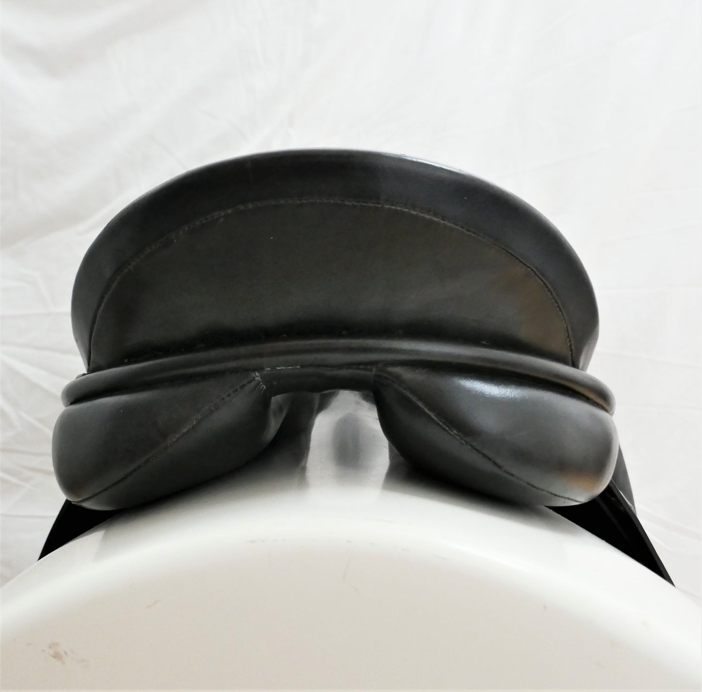 Meadow Creek Ryecroft GP Saddle - 17.5" Medium Black B4483