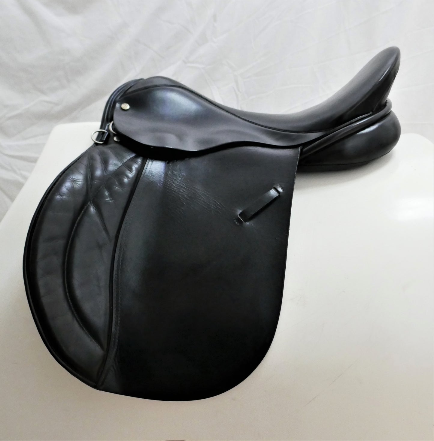 Meadow Creek Ryecroft GP Saddle - 17.5" Medium Black B4483