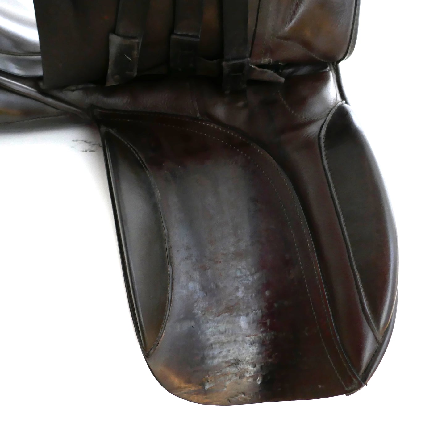 Village Saddlery Show Saddle - 17.5" Medium Brown TE10