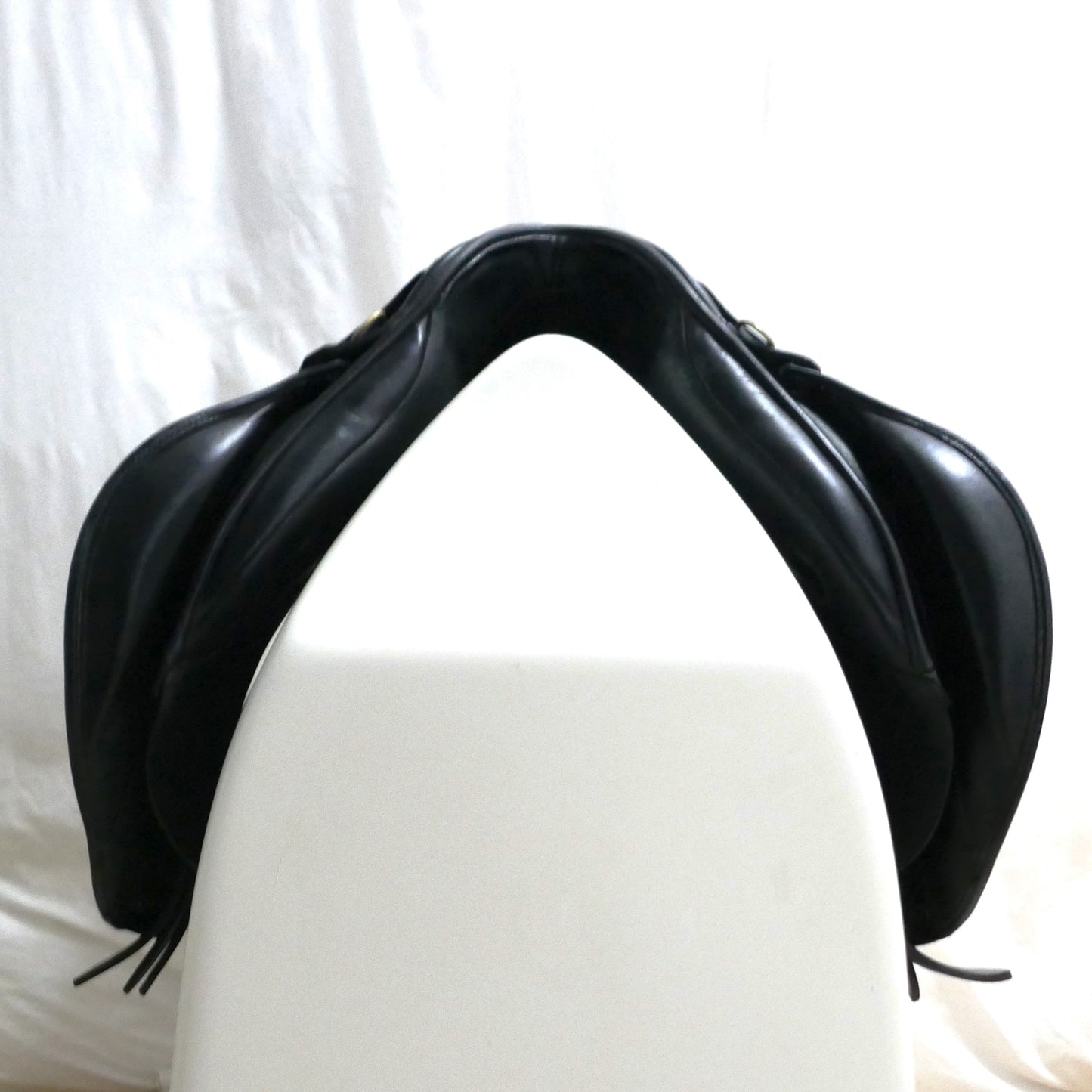 Albion Selecta Saddle - 17.5" Medium Black (Jumping Pads) TB72