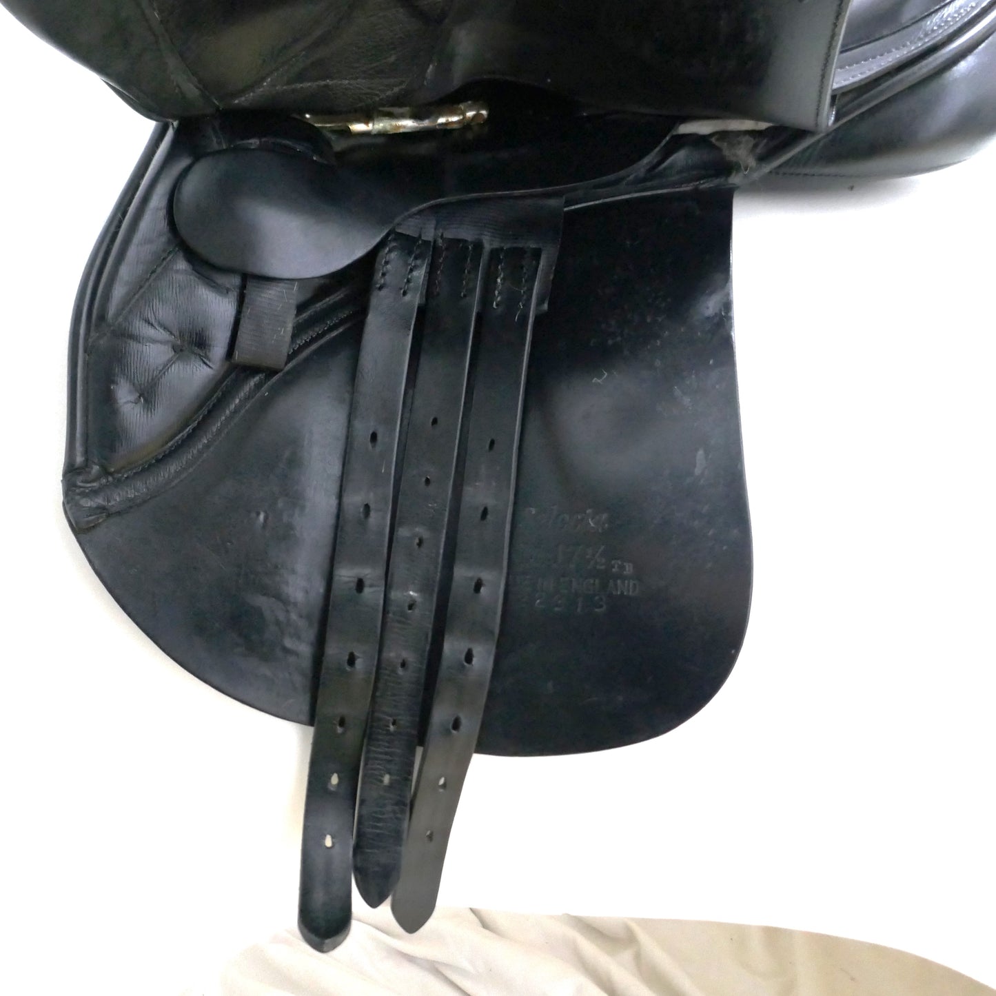 Albion Selecta Saddle - 17.5" Medium Black (Jumping Pads) TB72