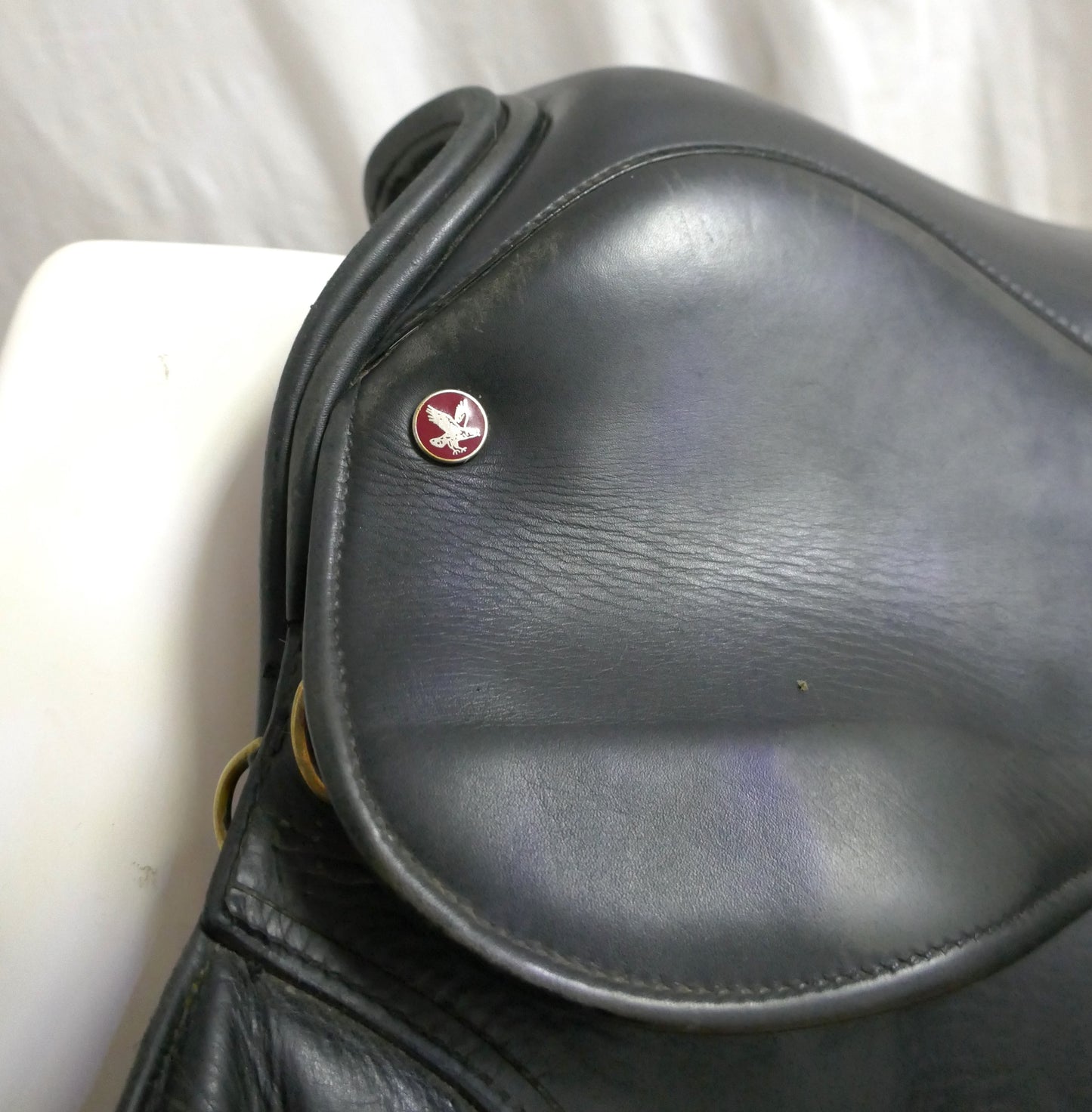Jeffries Falcon Adler VSD Saddle - 17.5" Wide Black TB83