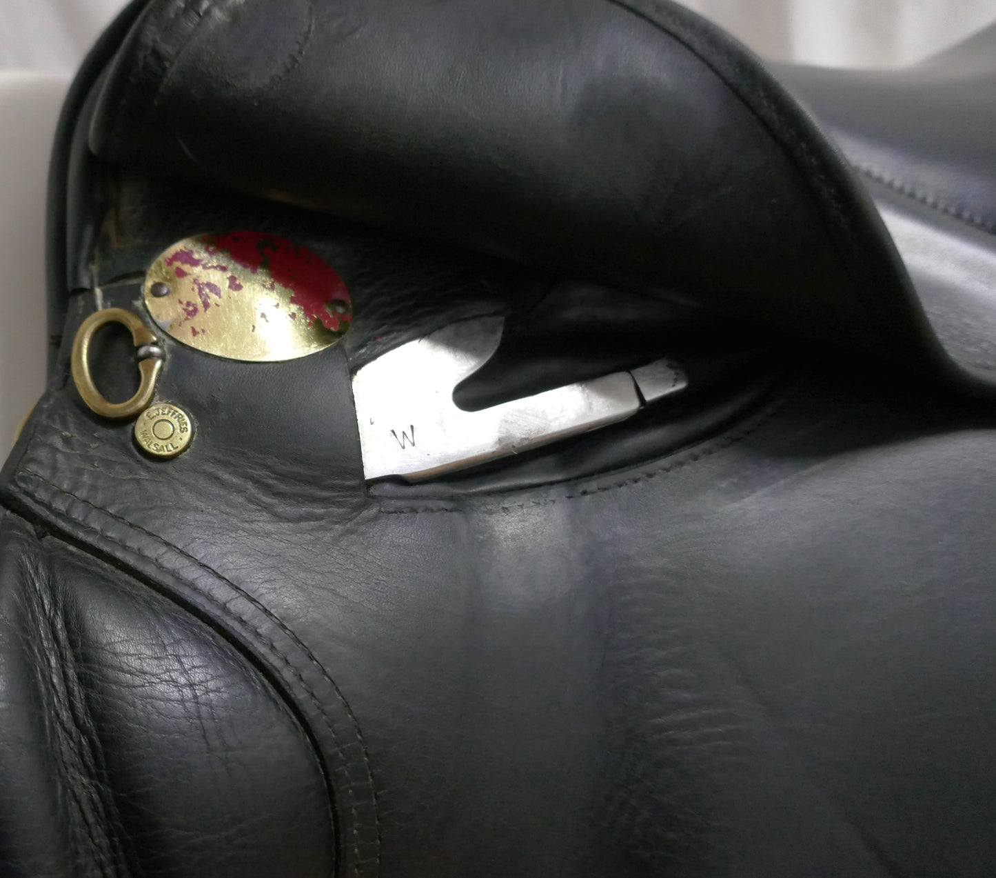 Jeffries Falcon Adler VSD Saddle - 17.5" Wide Black TB83