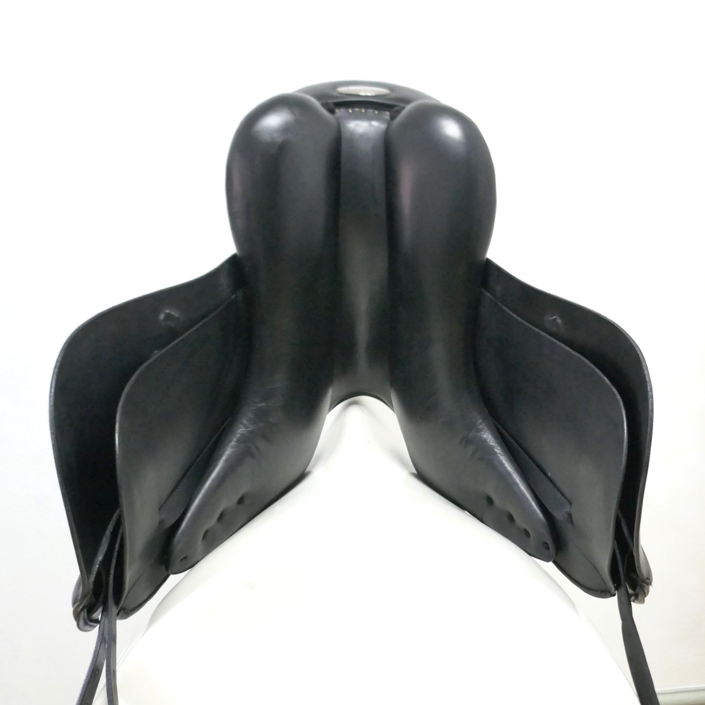 Harry Dabbs Elegant Dressage Saddle - 17" Medium-Wide Black TD76