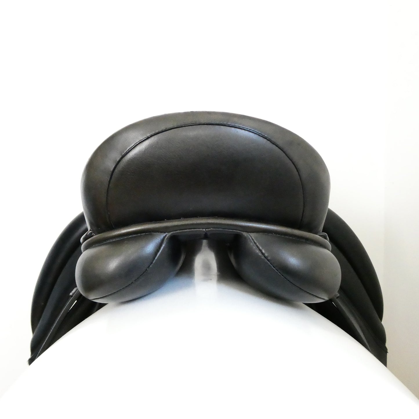 Monarch Dressage Saddle - 17.5" Adjustable Black TD166