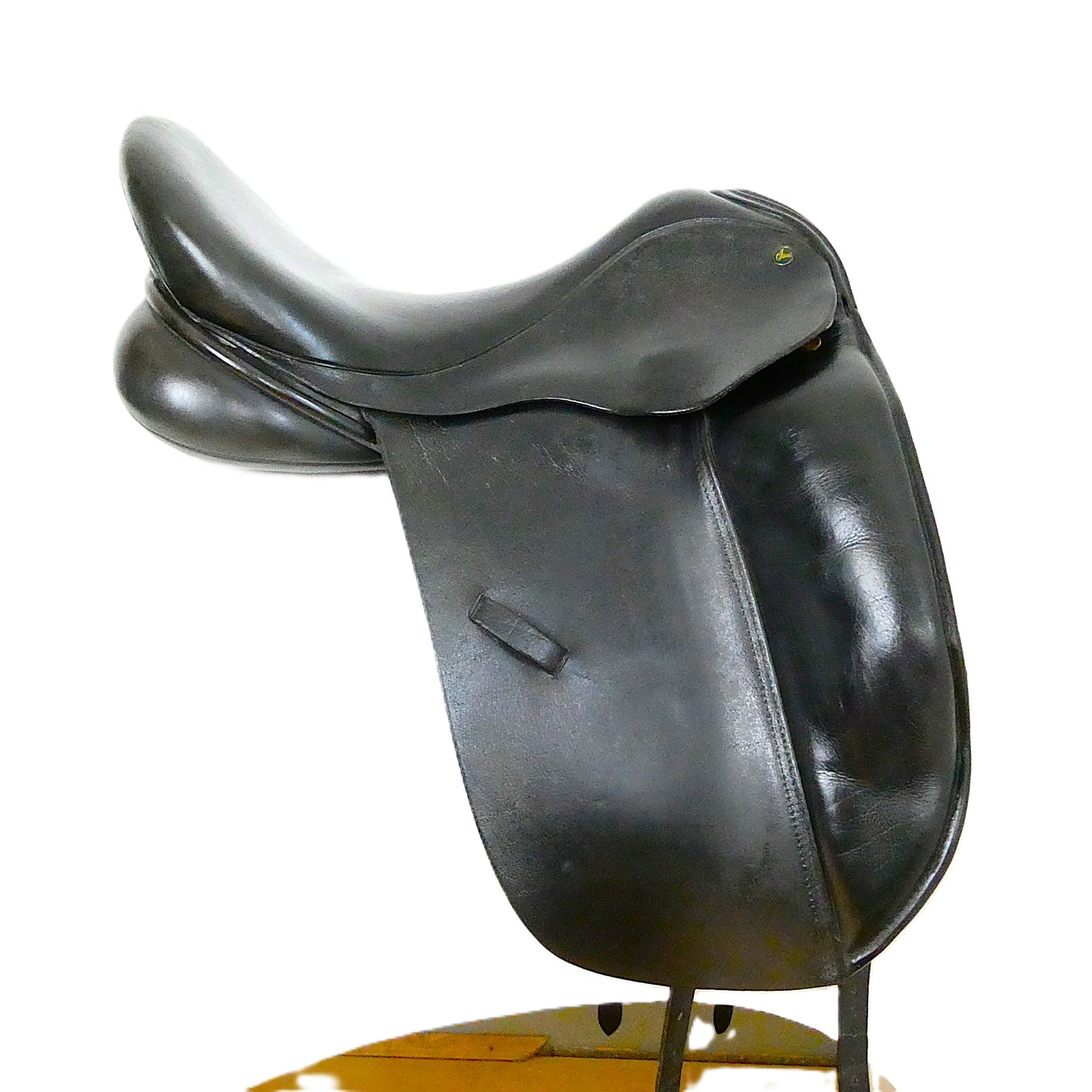 Ideal Suzannah Dressage Saddle - 17.5" Medium-Wide Black Memel Leather TD168