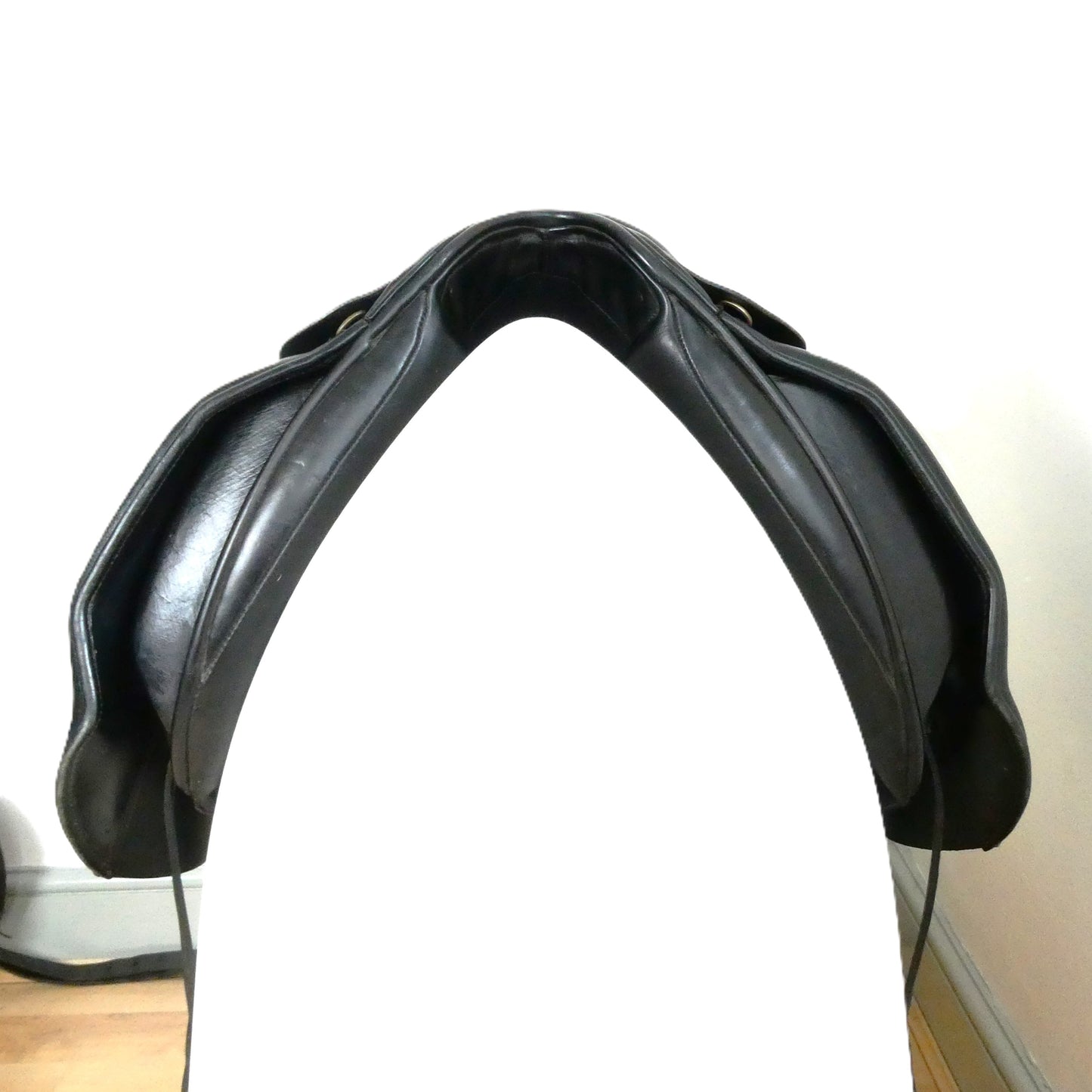 Ideal Suzannah Dressage Saddle - 17.5" Medium-Wide Black Memel Leather TD168