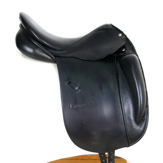 Don Rodrigo Grandiosa Dressage Saddle - 17" Wide Black TD105
