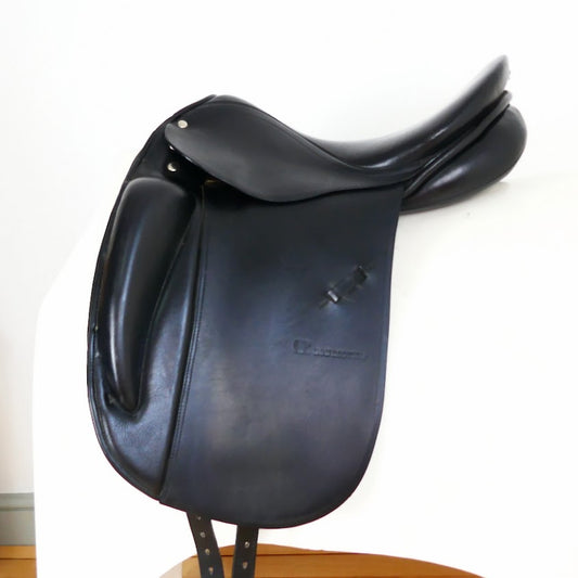 Don Rodrigo Grandiosa Dressage Saddle - 17" Wide Black TD105