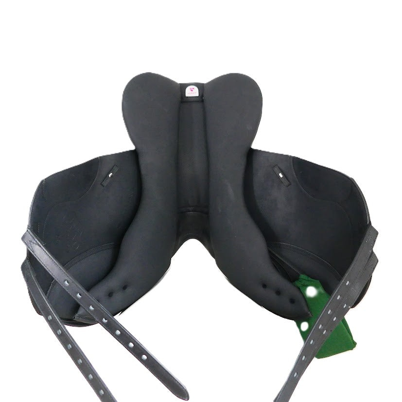 New Arena Monoflap Jumping Saddle