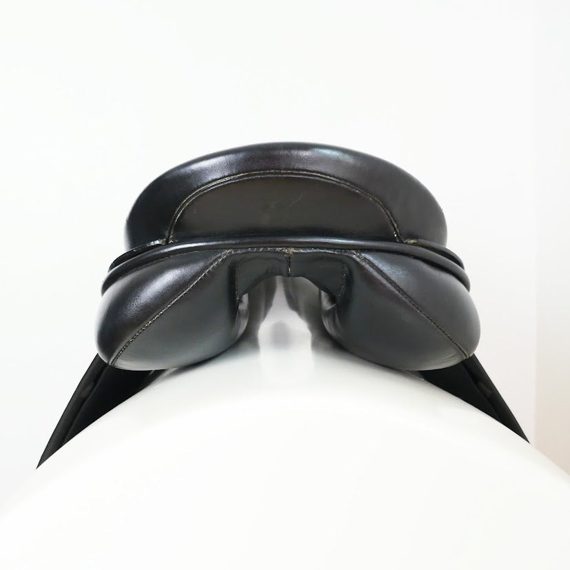 Albion Selecta Saddle - 17.5" Medium Black (Jumping Pads) TB72