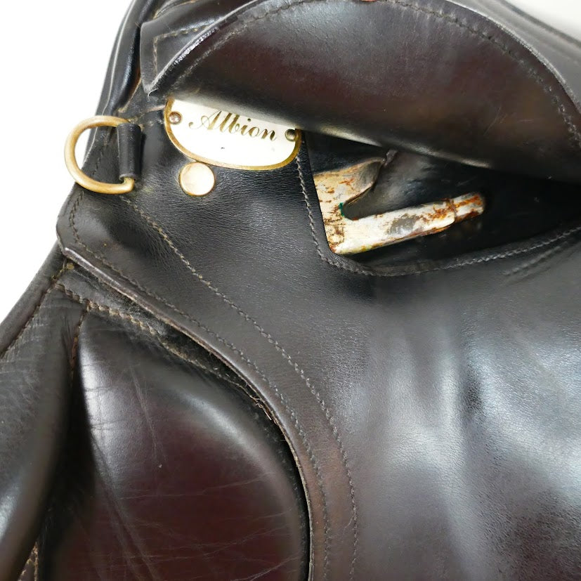 Albion Selecta Saddle - 17.5" Medium Black (Jumping Pads) TB72