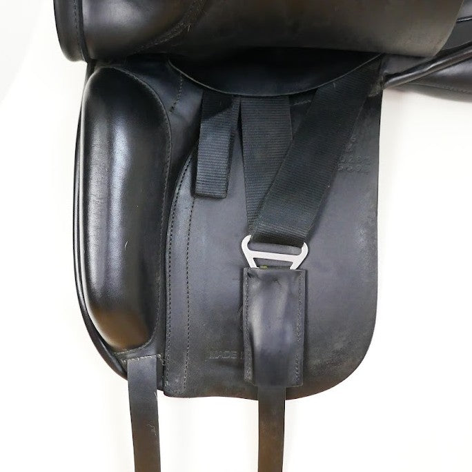 Quatro Dressage Saddle - 16.5" Medium Black TD159