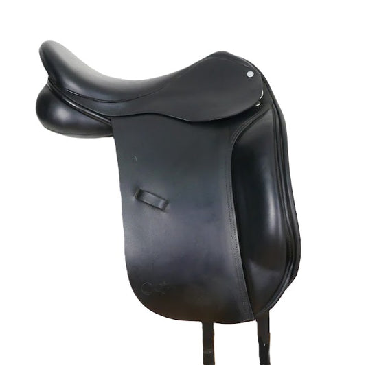 Quatro Dressage Saddle - 16.5" Medium Black TD159