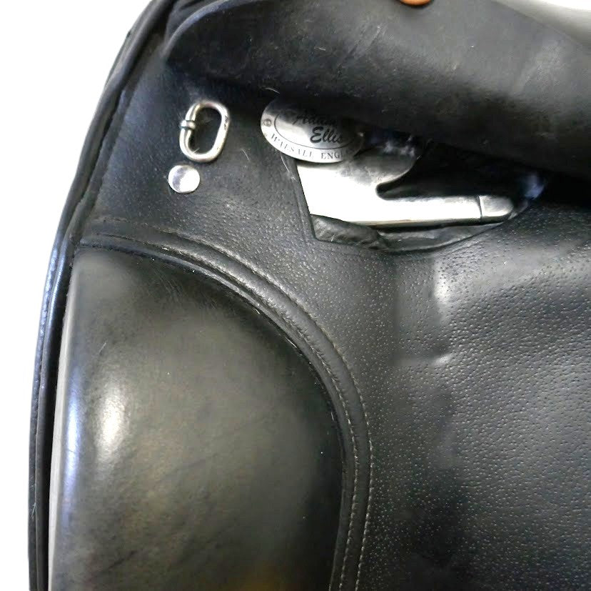 Adam Ellis Avanti Dressage Saddle - 16.5" Wide Black TD165