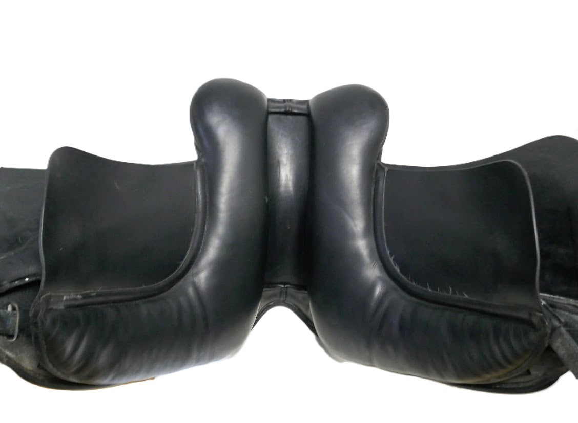 Adam Ellis Avanti Dressage Saddle - 16.5" Wide Black TD165