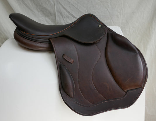 Meadow Creek Aztec Double Flap Jumping Saddle -17.5" Medium Brown NF1124