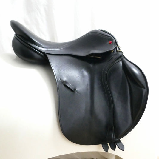 Albion Selecta Saddle - 17.5" Medium Black (Jumping Pads) TB72