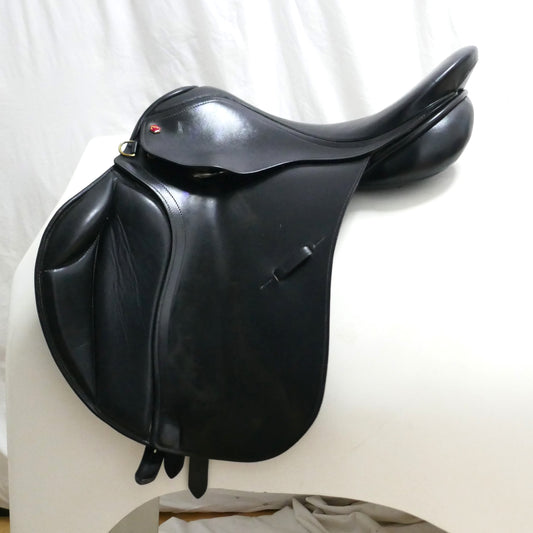 Albion Selecta Saddle - 17.5" Medium Black (Jumping Pads) TB72
